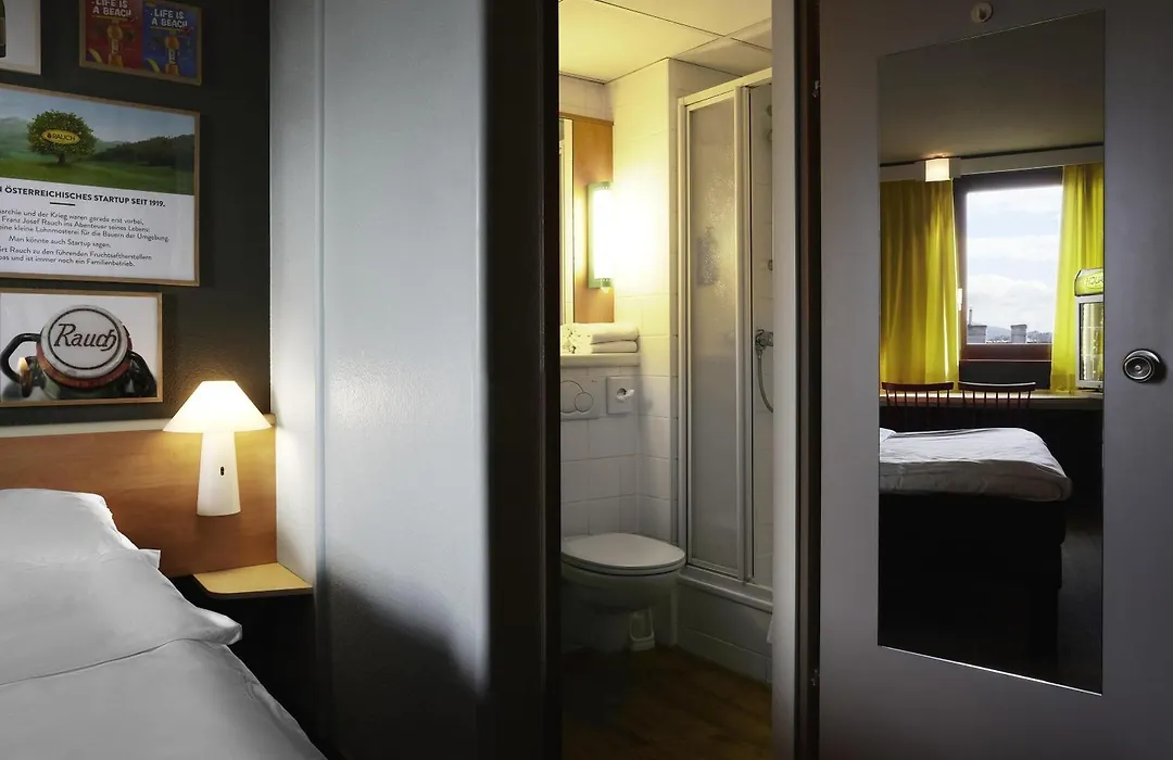 Ibis Wien Mariahilf-1